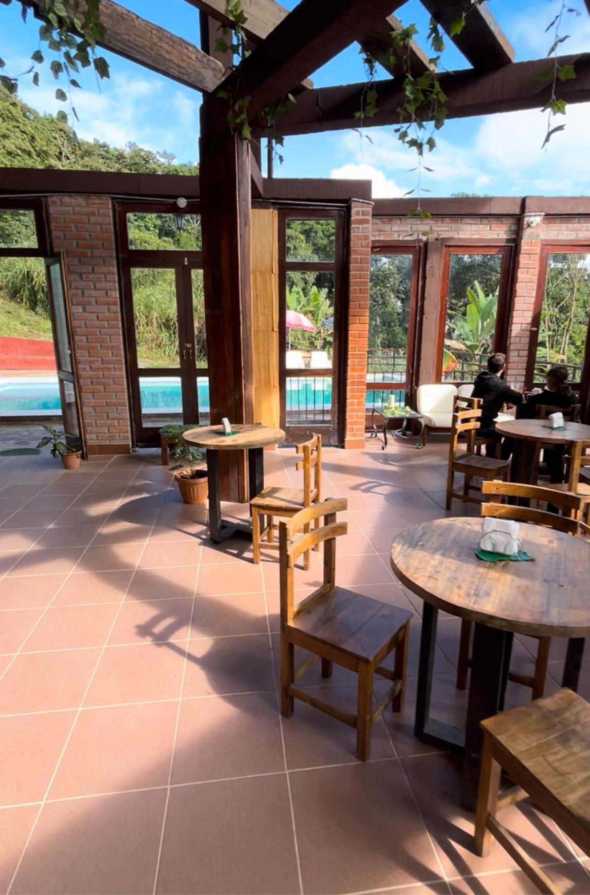 Villa Camila Hostel Coroico Exteriér fotografie