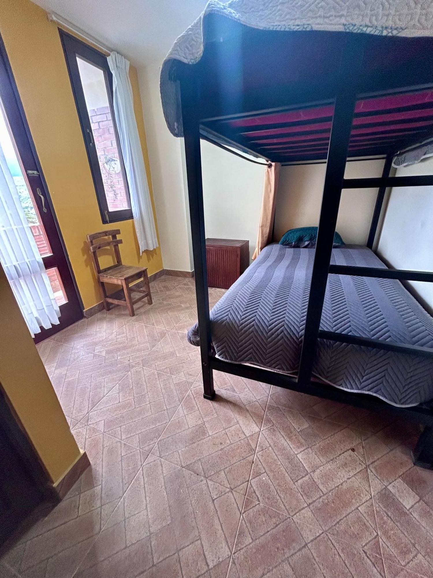 Villa Camila Hostel Coroico Pokoj fotografie