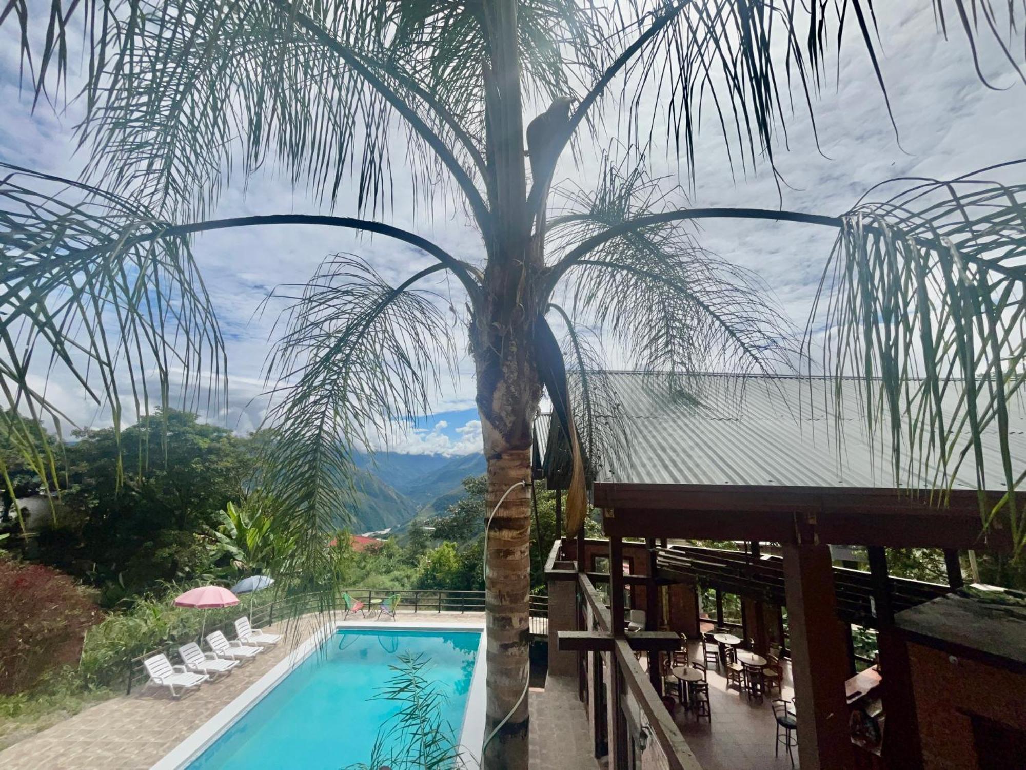 Villa Camila Hostel Coroico Exteriér fotografie