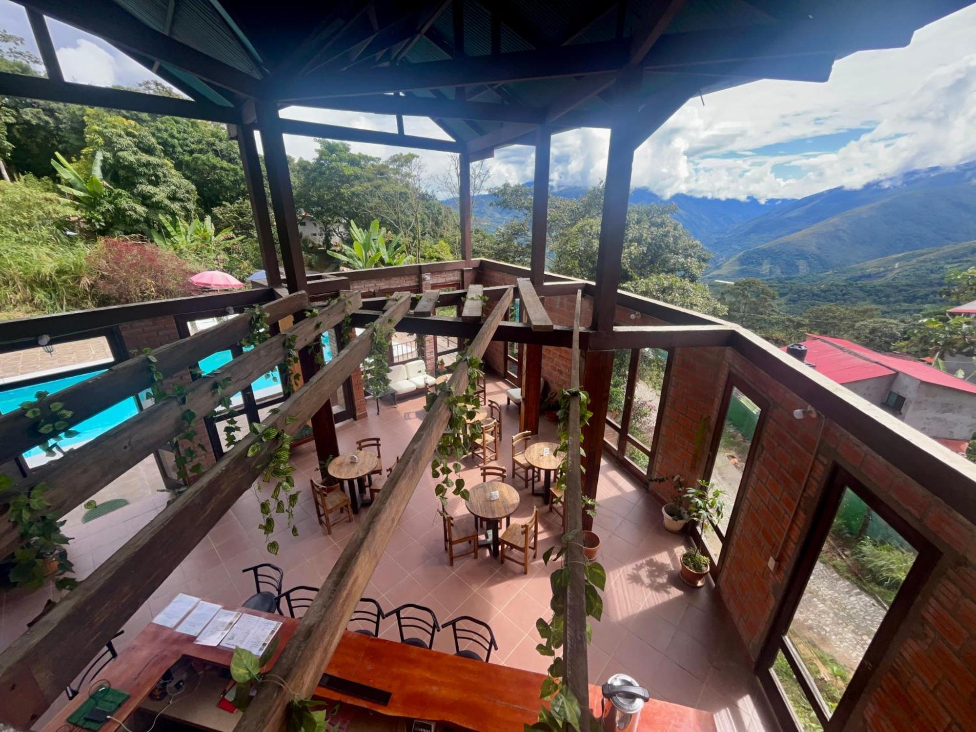 Villa Camila Hostel Coroico Exteriér fotografie